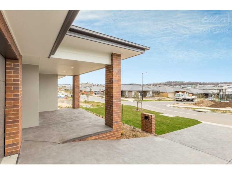21 Merlin Crescent, Googong NSW 2620