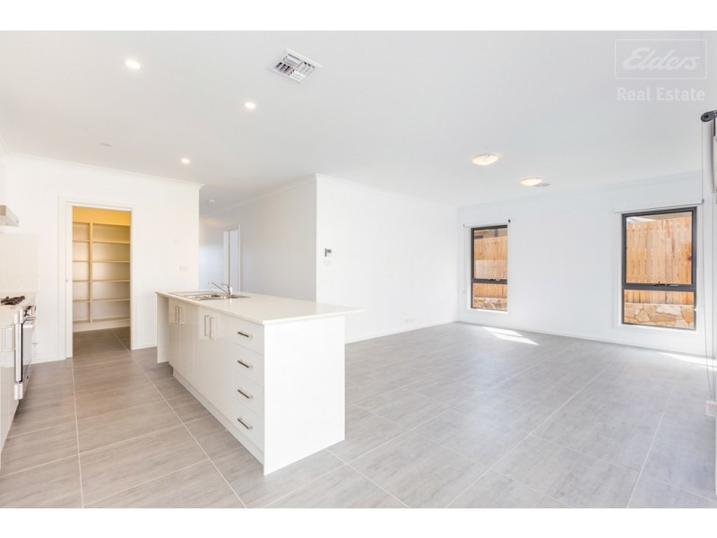 21 Merlin Crescent, Googong NSW 2620