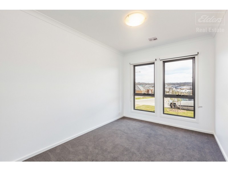 21 Merlin Crescent, Googong NSW 2620