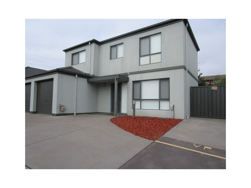 7/49-51 Donald Road, Queanbeyan NSW 2620