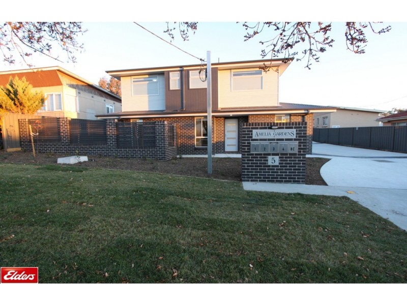 3/5 Arthur Street, Crestwood NSW 2620