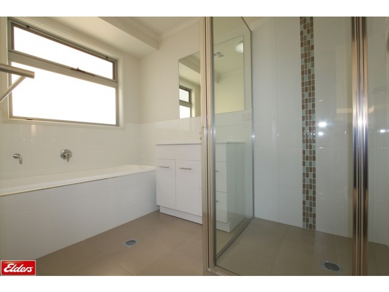 3/5 Arthur Street, Crestwood NSW 2620