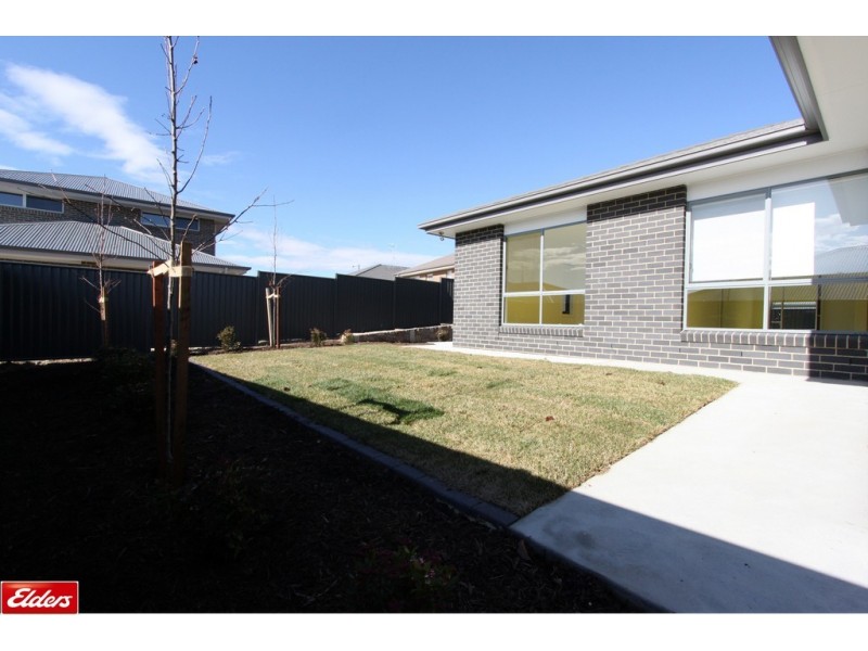 3/5 Arthur Street, Crestwood NSW 2620