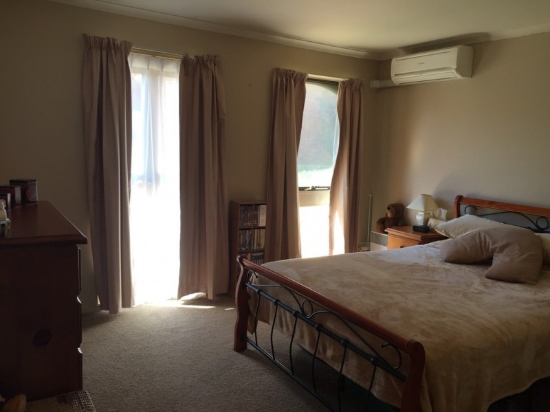 4/10 Nimmitabel Street, Queanbeyan West NSW 2620