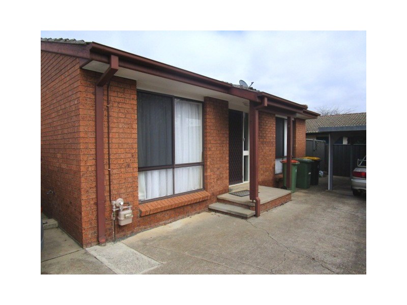 2/47 Donald Road, Queanbeyan NSW 2620