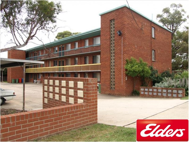 18/5 Charles Street, Queanbeyan NSW 2620