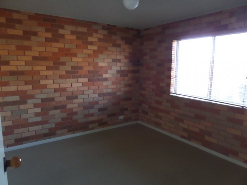 24/17 Mowatt Street, Queanbeyan NSW 2620