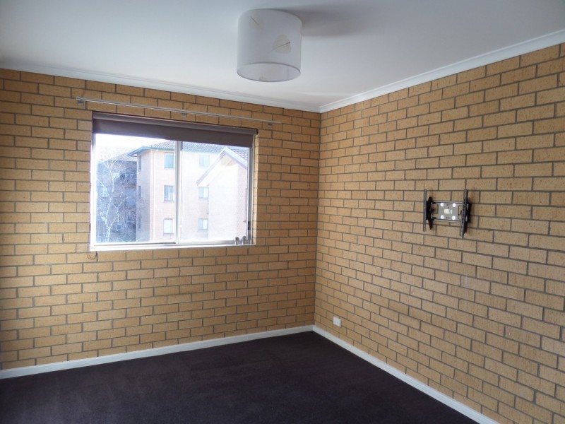 11/17 Mowatt Street, Queanbeyan NSW 2620