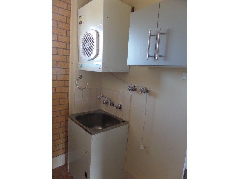 11/17 Mowatt Street, Queanbeyan NSW 2620