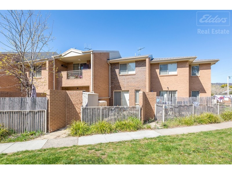2/2 McIntosh Street, Queanbeyan NSW 2620