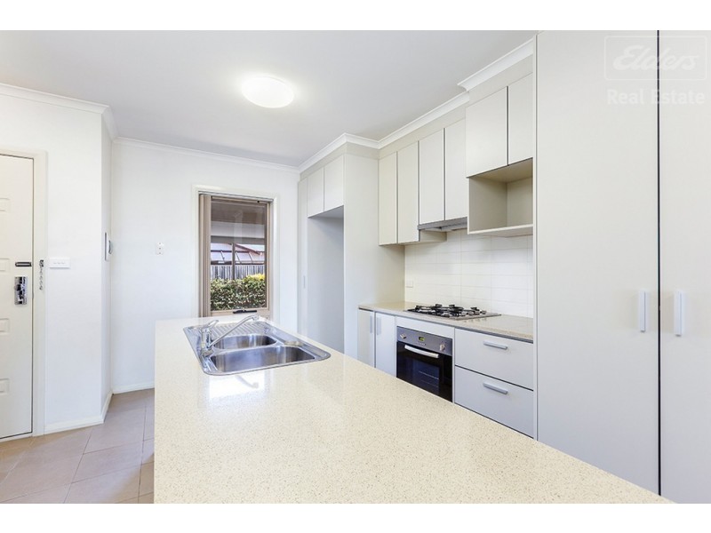 2/2 McIntosh Street, Queanbeyan NSW 2620