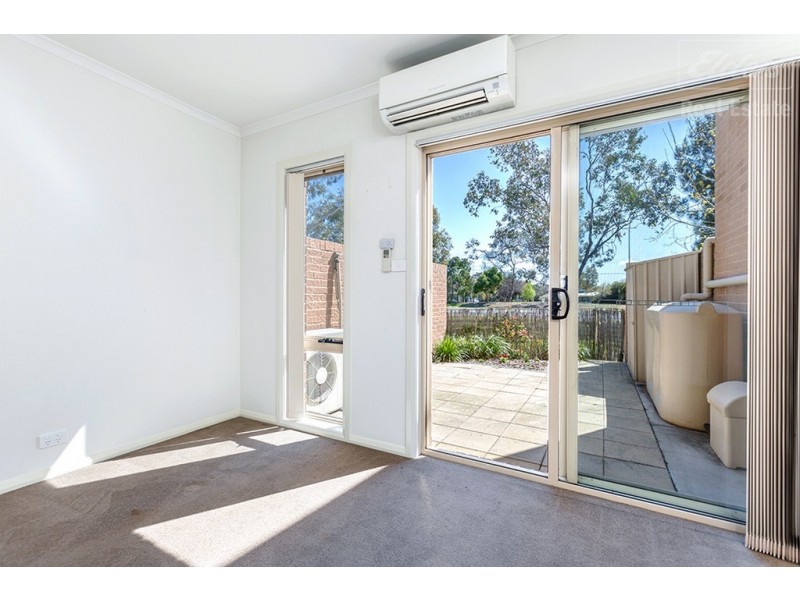 2/2 McIntosh Street, Queanbeyan NSW 2620