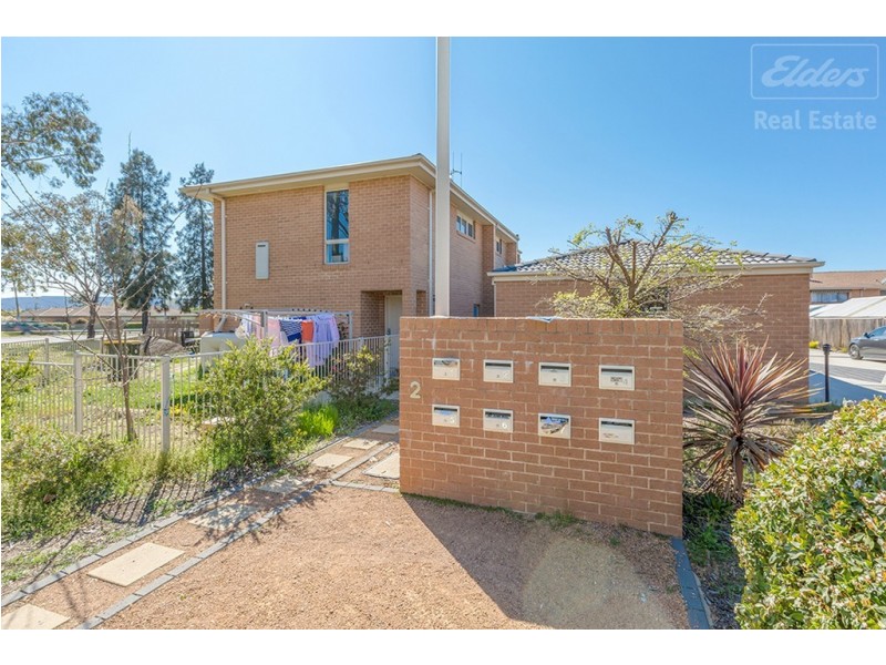 2/2 McIntosh Street, Queanbeyan NSW 2620