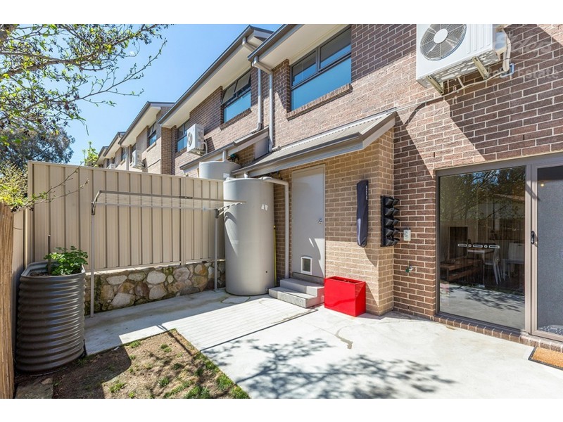 6/69 Gilmore Road, Queanbeyan NSW 2620