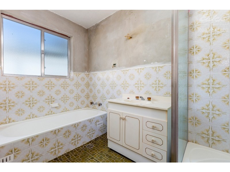 1 Corin Place, Crestwood NSW 2620