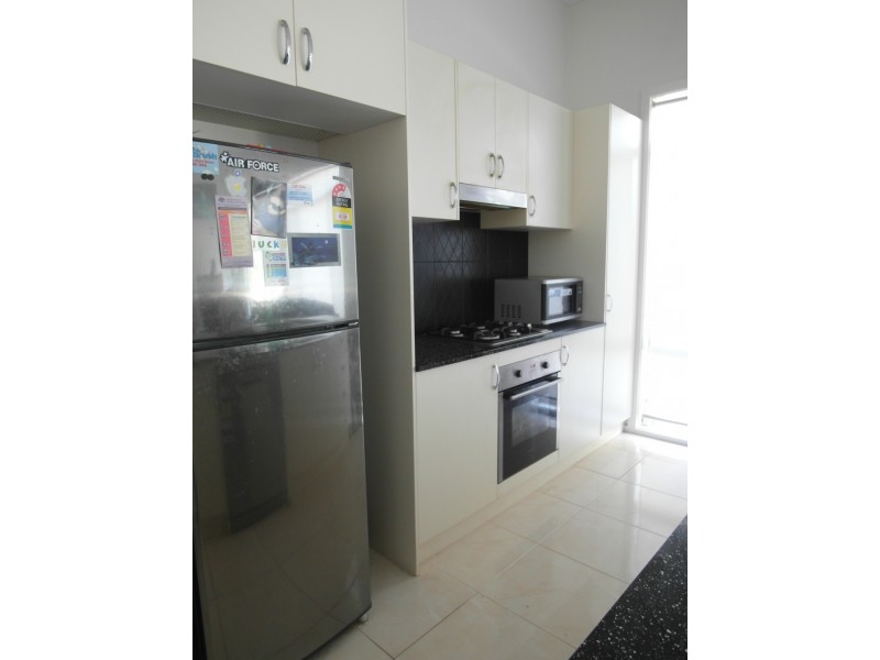 2/10 Federal Avenue, Queanbeyan NSW 2620