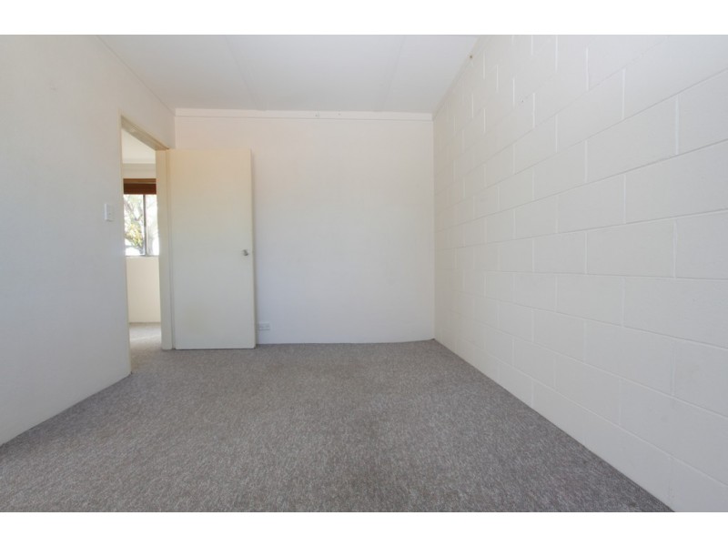 18/5 Charles Street, Queanbeyan NSW 2620
