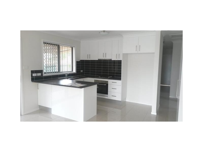 1/6 Waterloo Street, Queanbeyan NSW 2620