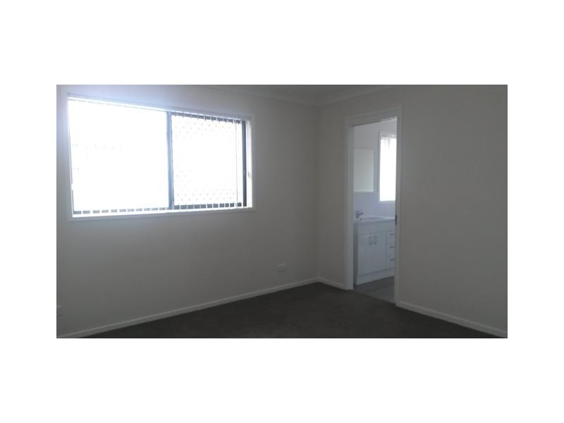 1/6 Waterloo Street, Queanbeyan NSW 2620