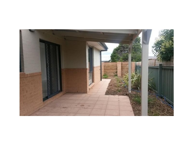 1/6 Waterloo Street, Queanbeyan NSW 2620