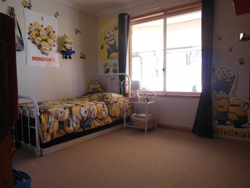 3 Maple Crescent, Jerrabomberra NSW 2619