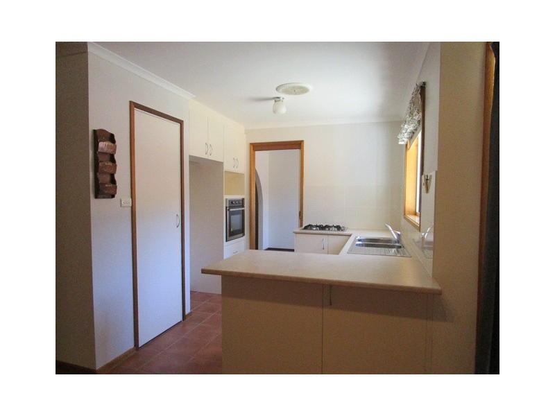 19 Bilkurra Street, Queanbeyan NSW 2620