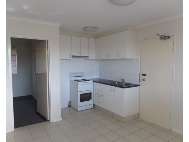16/22 Lowe Street, Queanbeyan NSW 2620