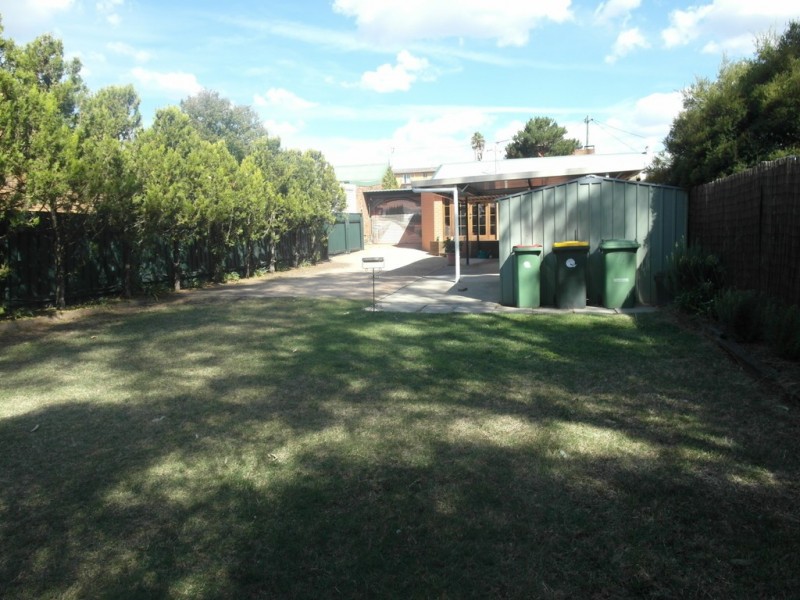 78 MacQuoid Street, Queanbeyan NSW 2620