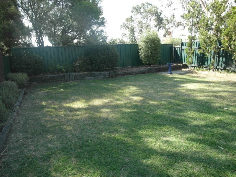 78 MacQuoid Street, Queanbeyan NSW 2620