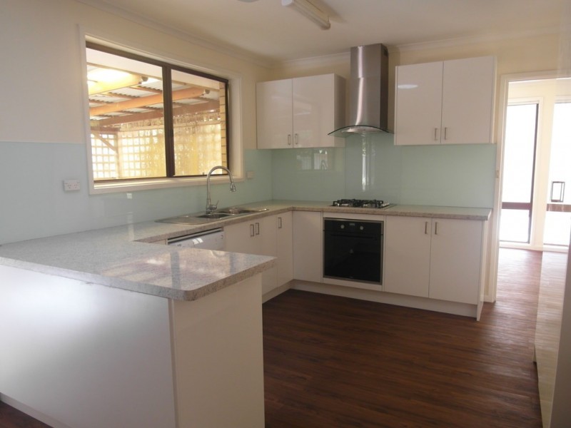 14 Ullamulla Crescent, Queanbeyan NSW 2620