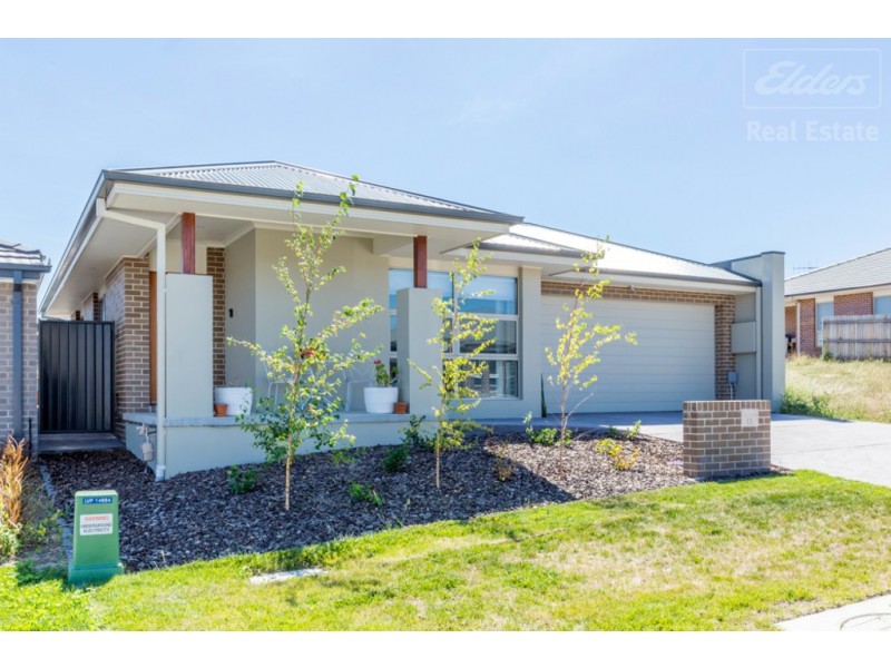 13 Insley Street, Googong NSW 2620