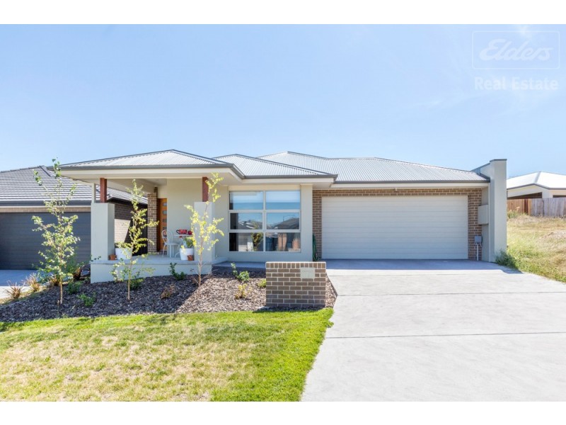 13 Insley Street, Googong NSW 2620