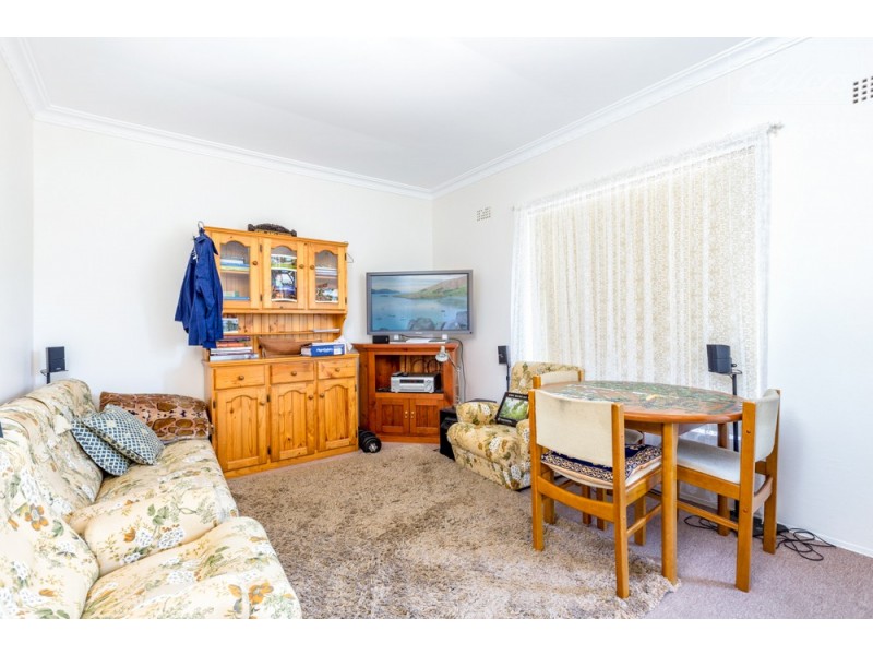 8/124 Henderson Road, Queanbeyan NSW 2620
