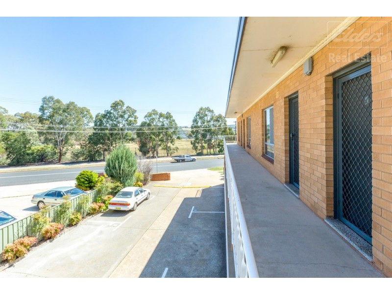 8/124 Henderson Road, Queanbeyan NSW 2620