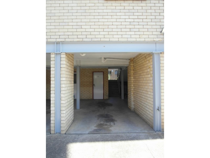 18/52 Trinculo Place, Queanbeyan East NSW 2620