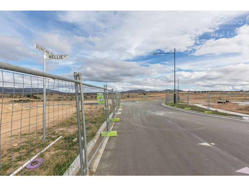 21 Nellie Street, Googong NSW 2620