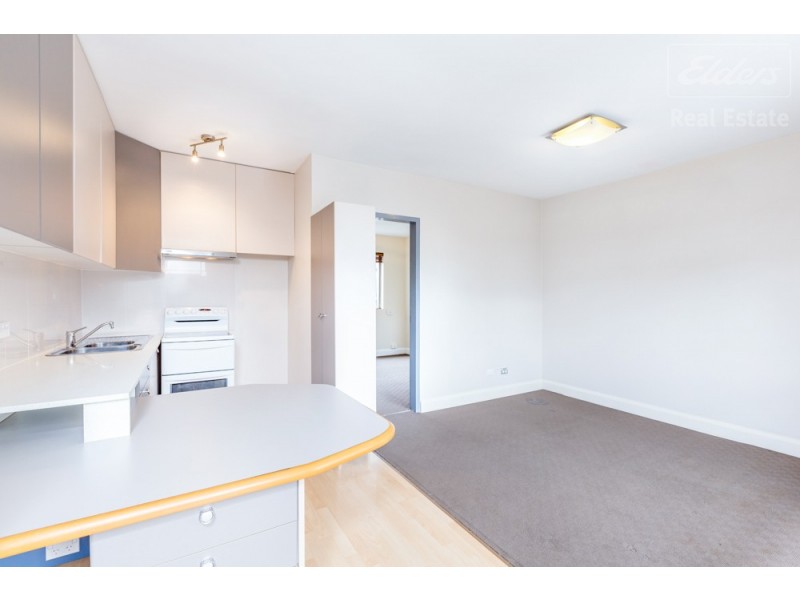 2/8 Davison Street, Crestwood NSW 2620