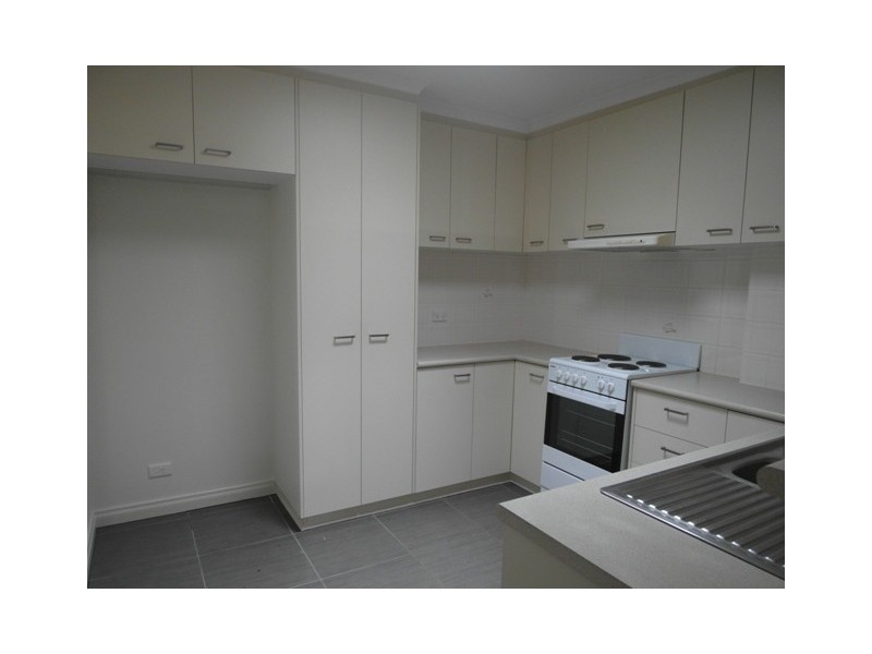 1/17 Southwell Place, Queanbeyan NSW 2620