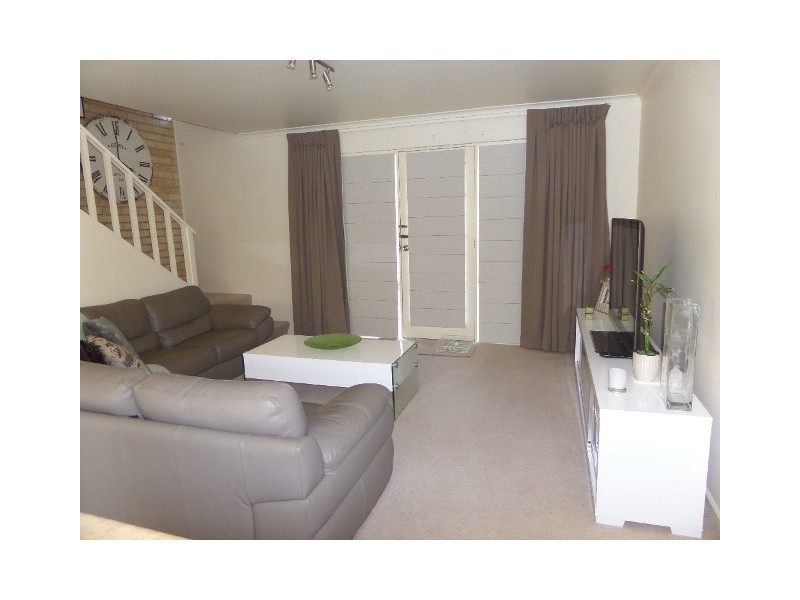 14/16 Broughton Place, Queanbeyan NSW 2620