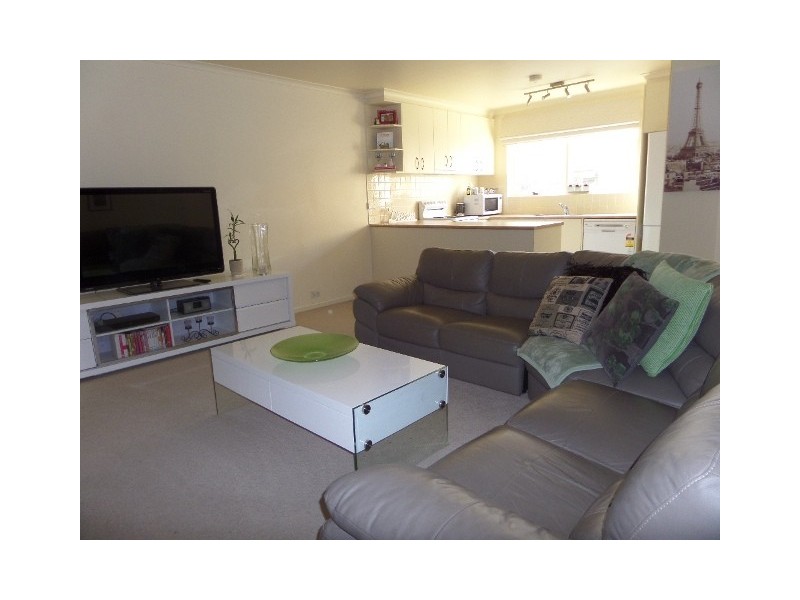 14/16 Broughton Place, Queanbeyan NSW 2620