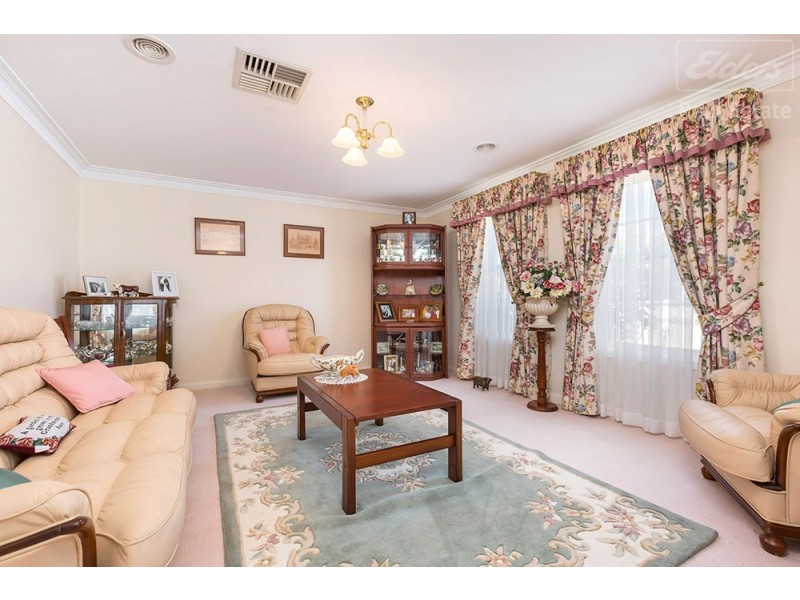2 Northcliffe Place, Queanbeyan East NSW 2620