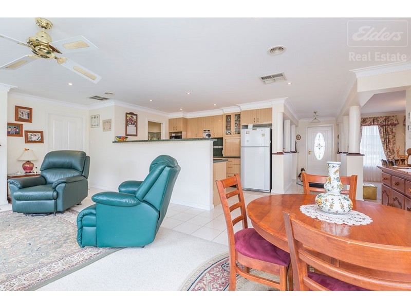 2 Northcliffe Place, Queanbeyan East NSW 2620