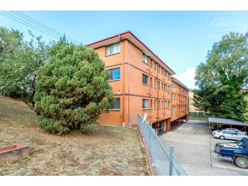 10/5 Mowatt Street, Queanbeyan East NSW 2620