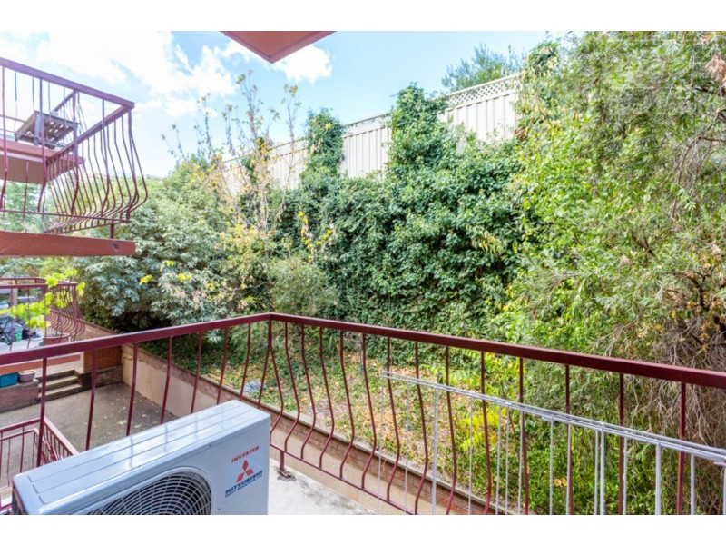 10/5 Mowatt Street, Queanbeyan East NSW 2620