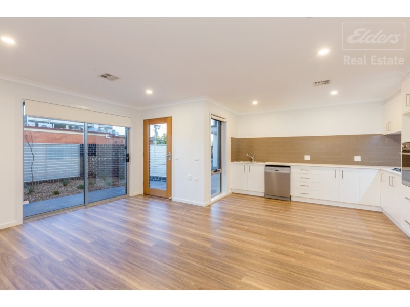 2/107 Campbell Street, Queanbeyan NSW 2620