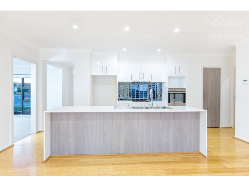 2 Maxwell Street, Googong NSW 2620