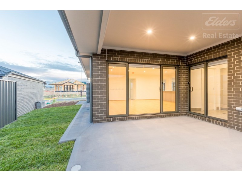 2 Maxwell Street, Googong NSW 2620