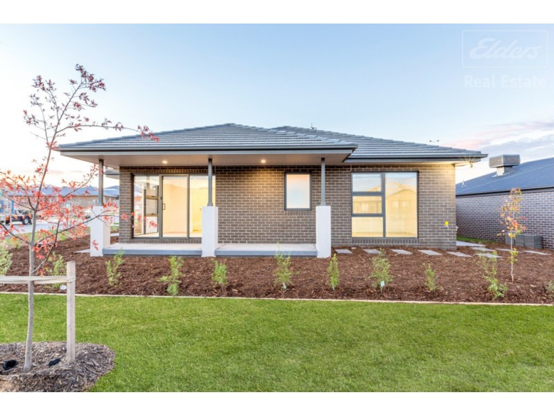 2 Maxwell Street, Googong NSW 2620