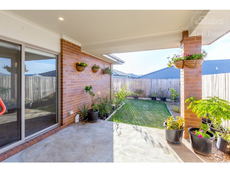 22 Rockley Parade, Googong NSW 2620