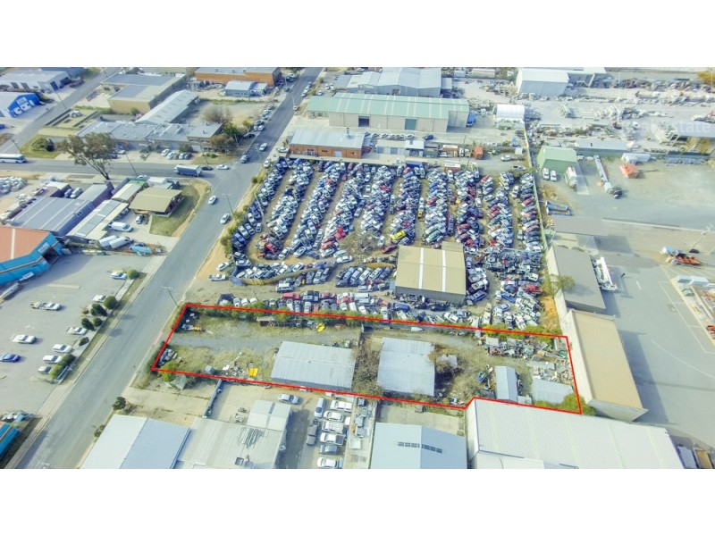 2 Aurora Avenue, Queanbeyan East NSW 2620